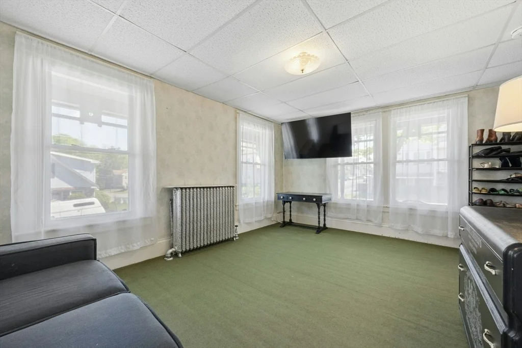 Photo of 216 Walnut Street