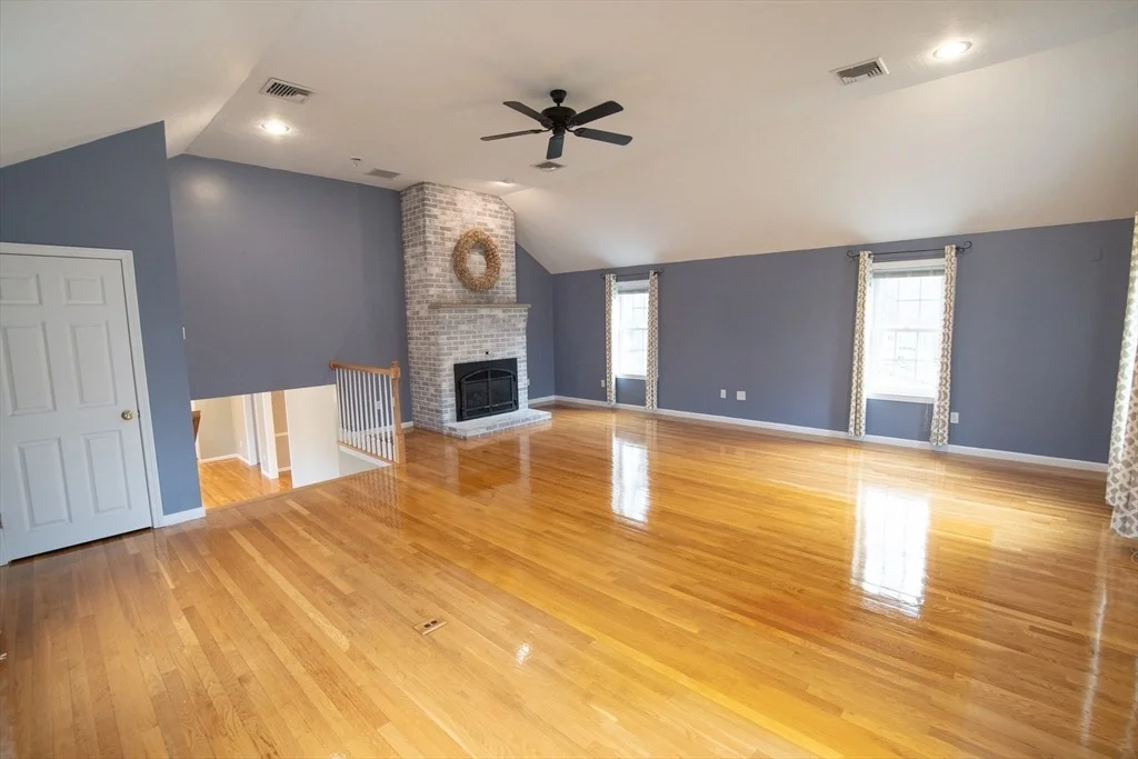 Photo of 118 Kempton Rd