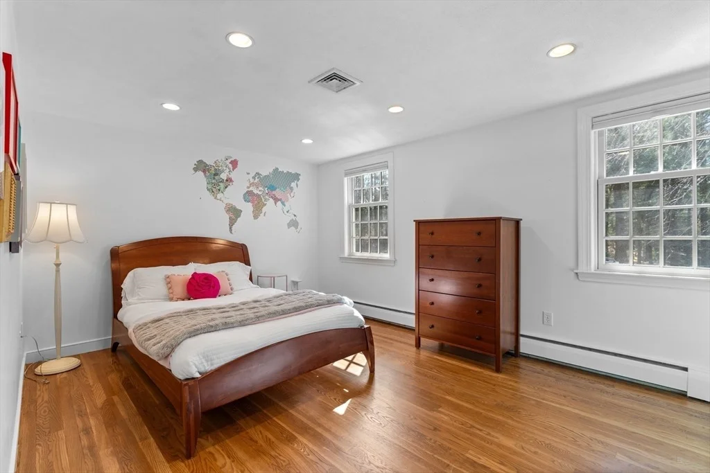 Photo of 8 Webster Lane