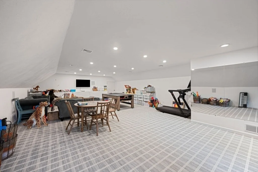 Photo of 3 Opal Cir