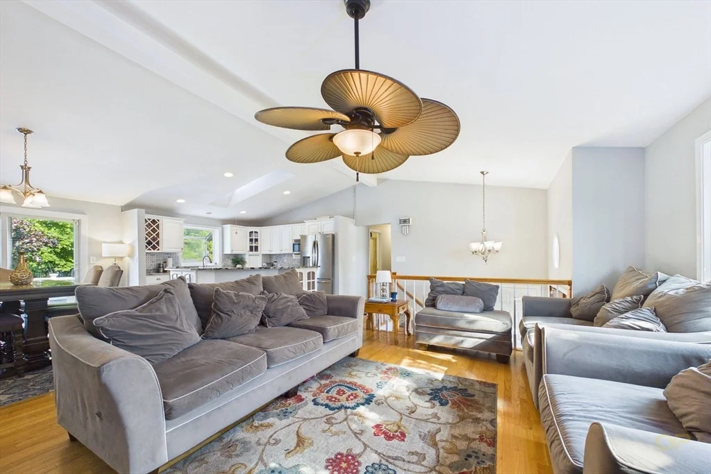 Photo of 6 Lighthouse Ln