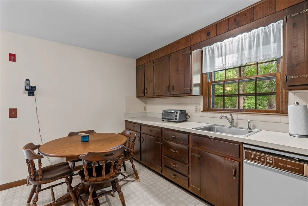 Photo of 11 Cavatorta Drive