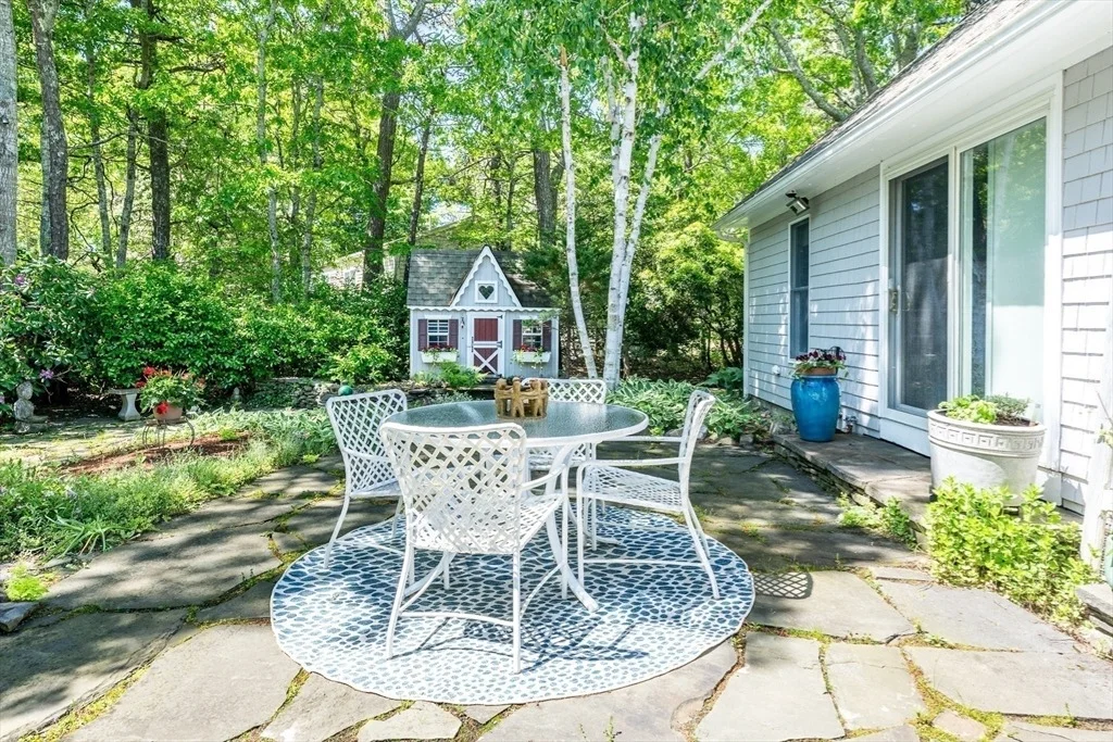 Photo of 96 Greensward Rd