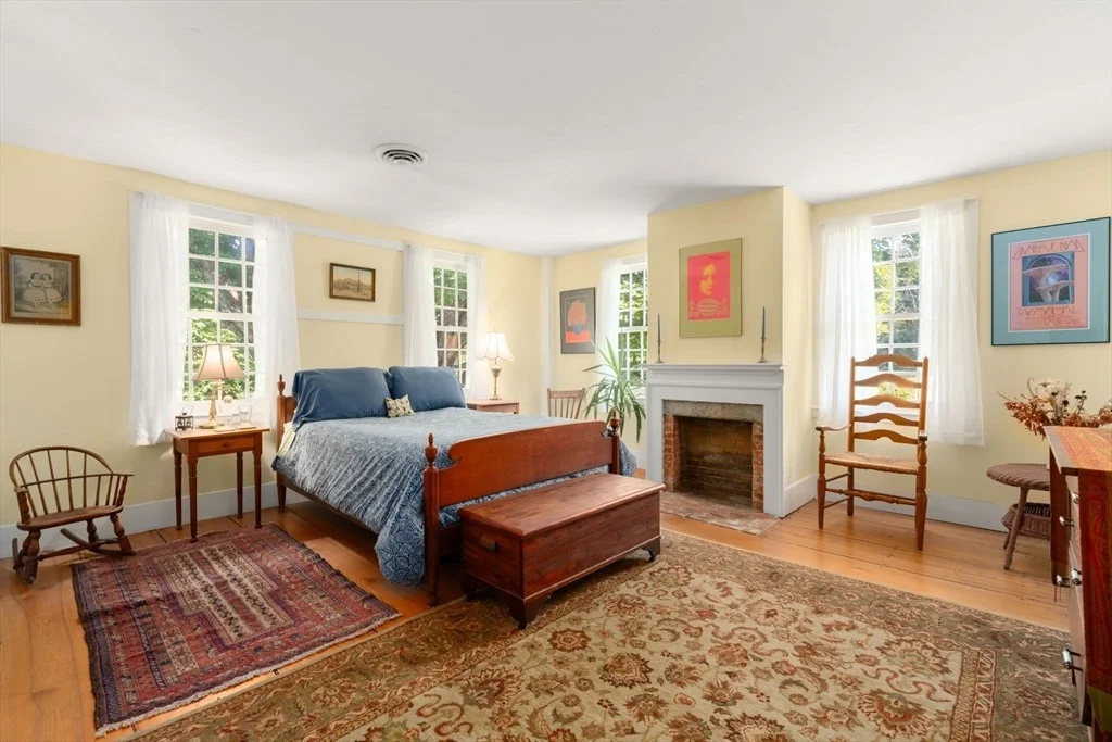 Photo of 287 Williamsburg