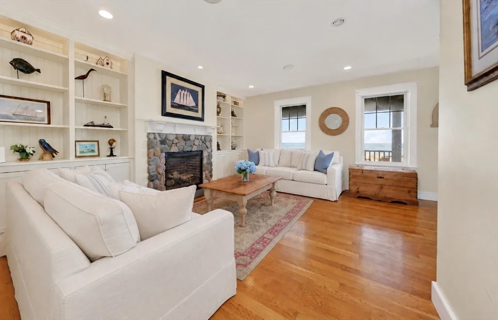 Photo of 33 Oceanside Drive