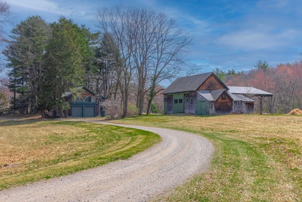 Photo of 9 Maple Street
