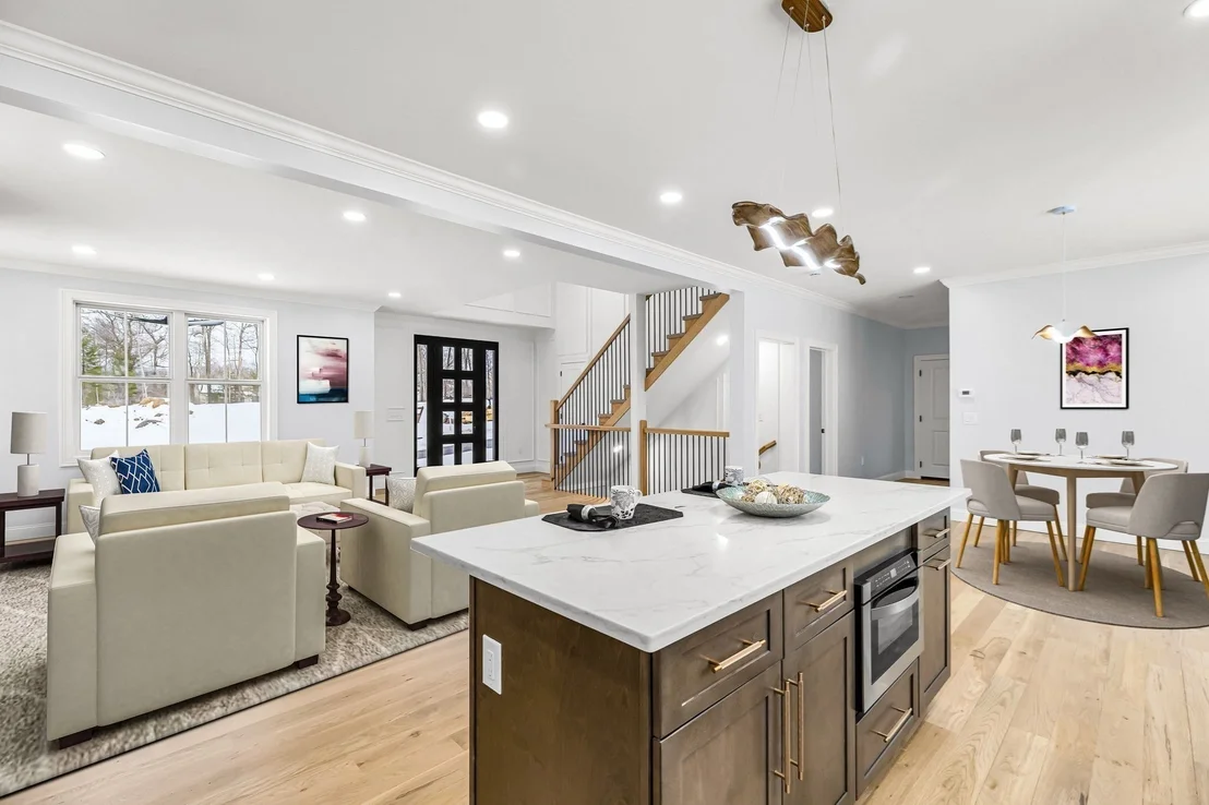 Photo of 44 Balsam Hill