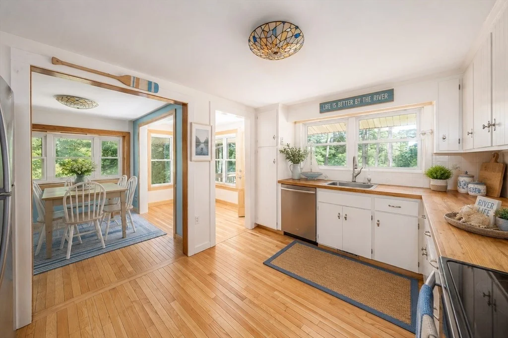 Photo of 13 Shore Ave
