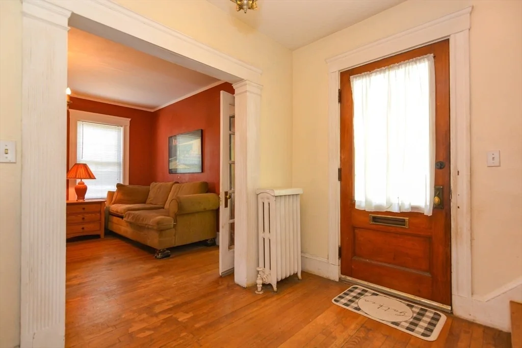Photo of 25 Maple Ave.