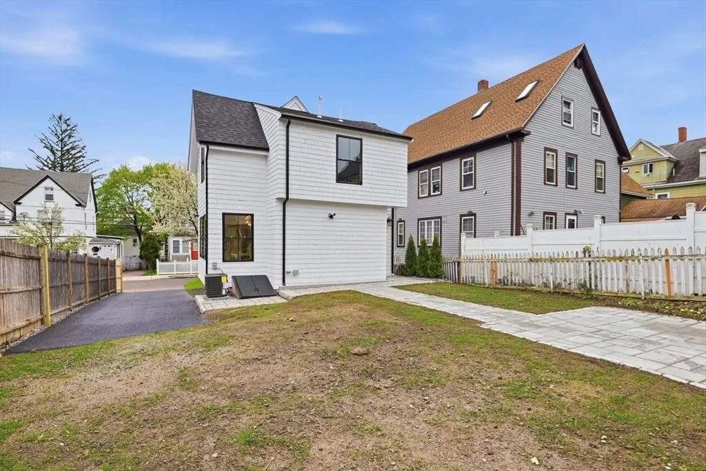Photo of 30 Waverly Ave