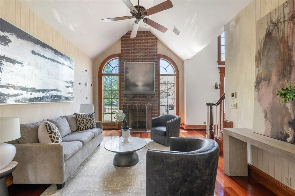 Photo of 60 Whittier Rd