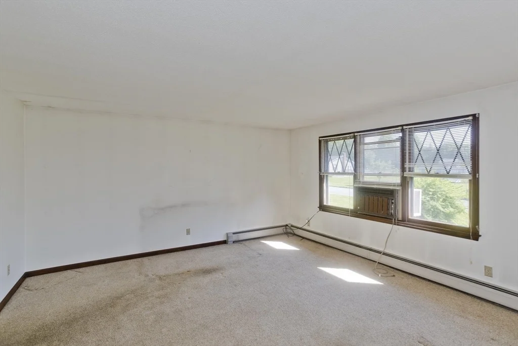 Photo of 6 Pine Wood Dr