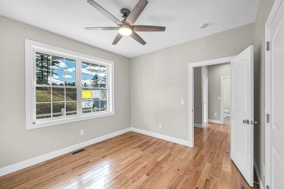 Photo of 15 High Bluff