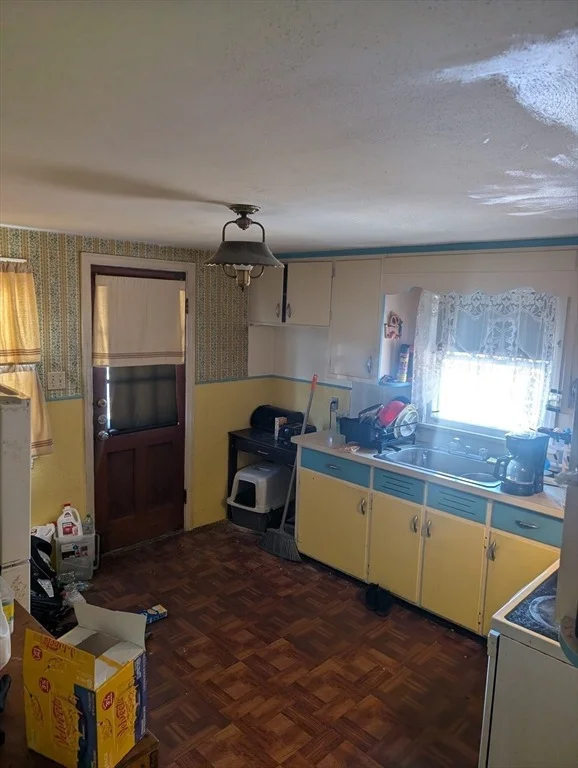 Photo of 141 Shawmut St