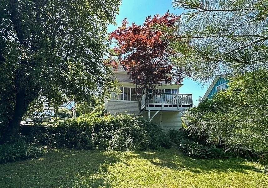 Photo of 169 Whitmarsh Ave