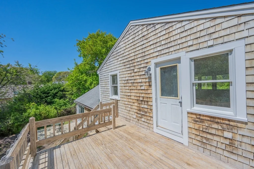 Photo of 19 Aspen Ln