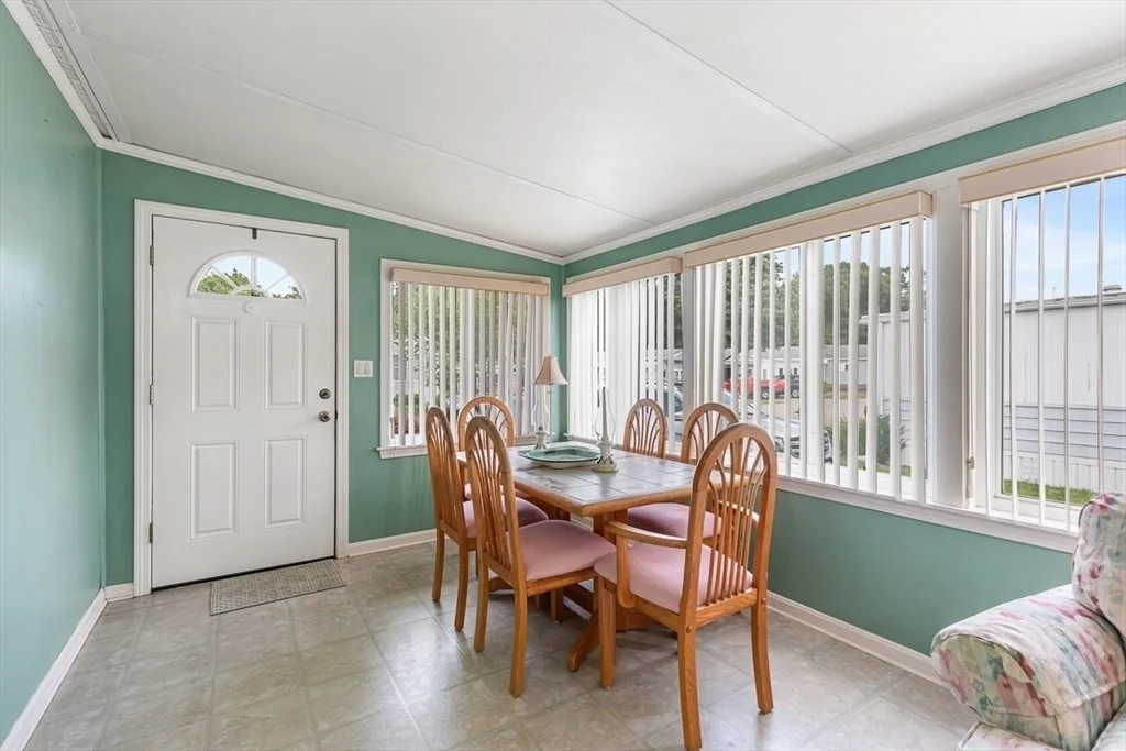 Photo of 7 Robert Rd