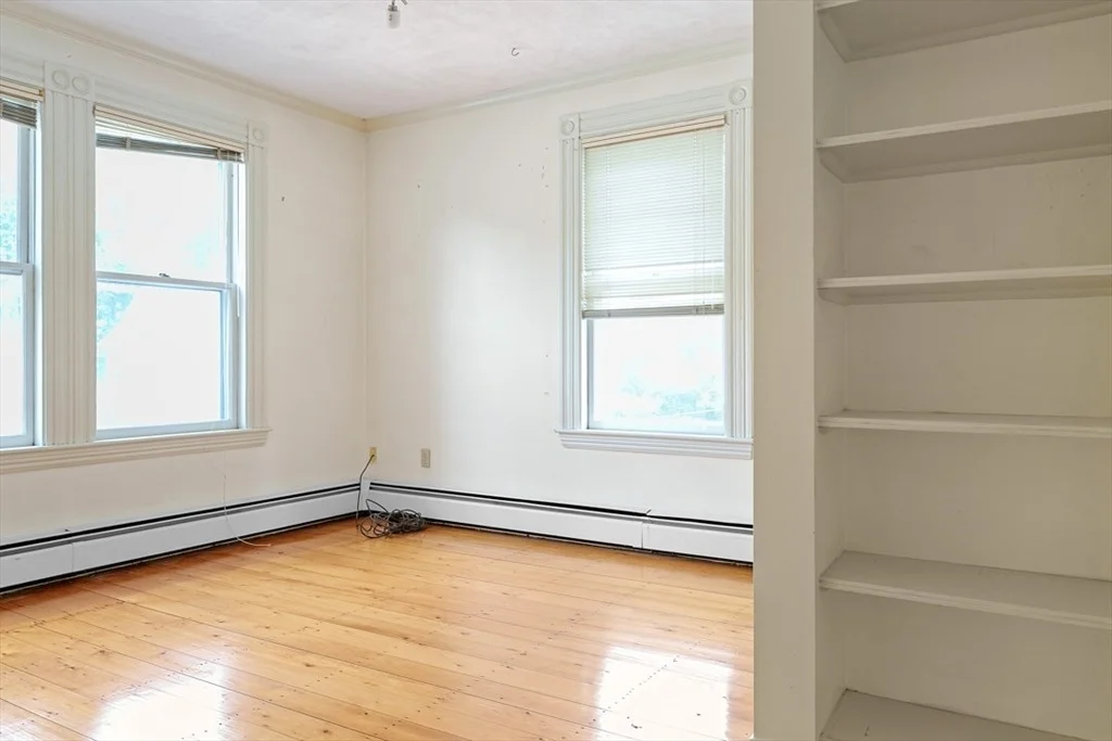 Photo of 20 Riverview Ave
