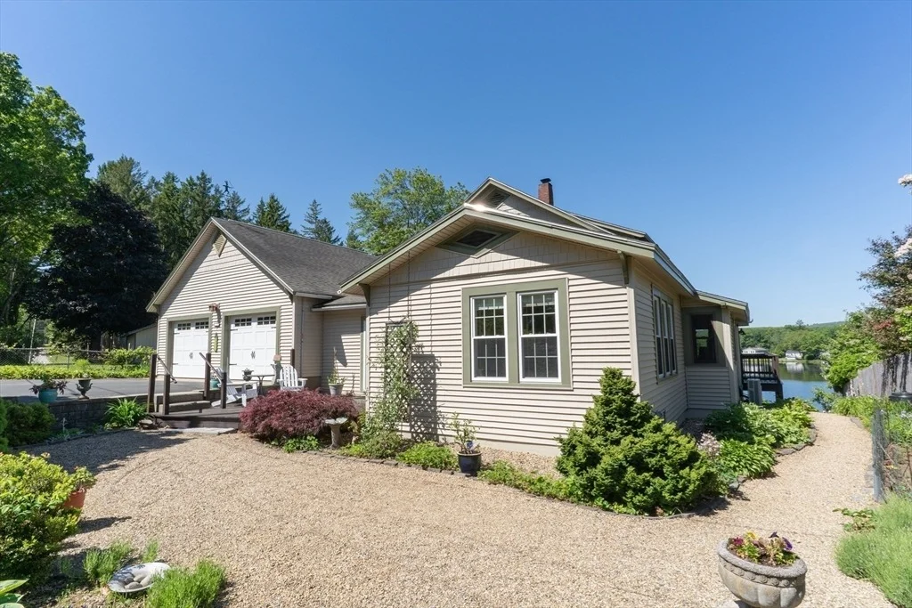 Photo of 38 Warepoint Rd