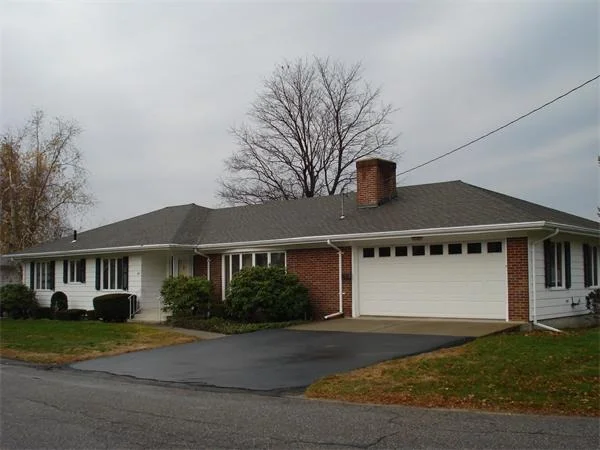 Photo of 34 Briar Rd