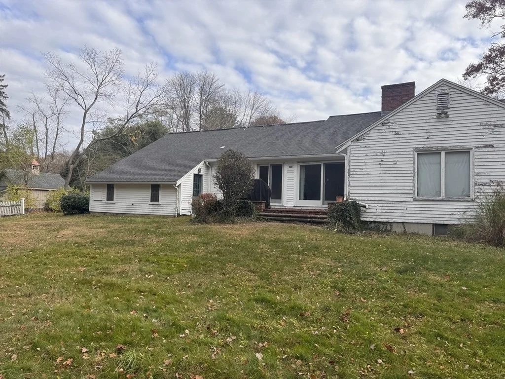 Photo of 14 Meadowbrook Rd