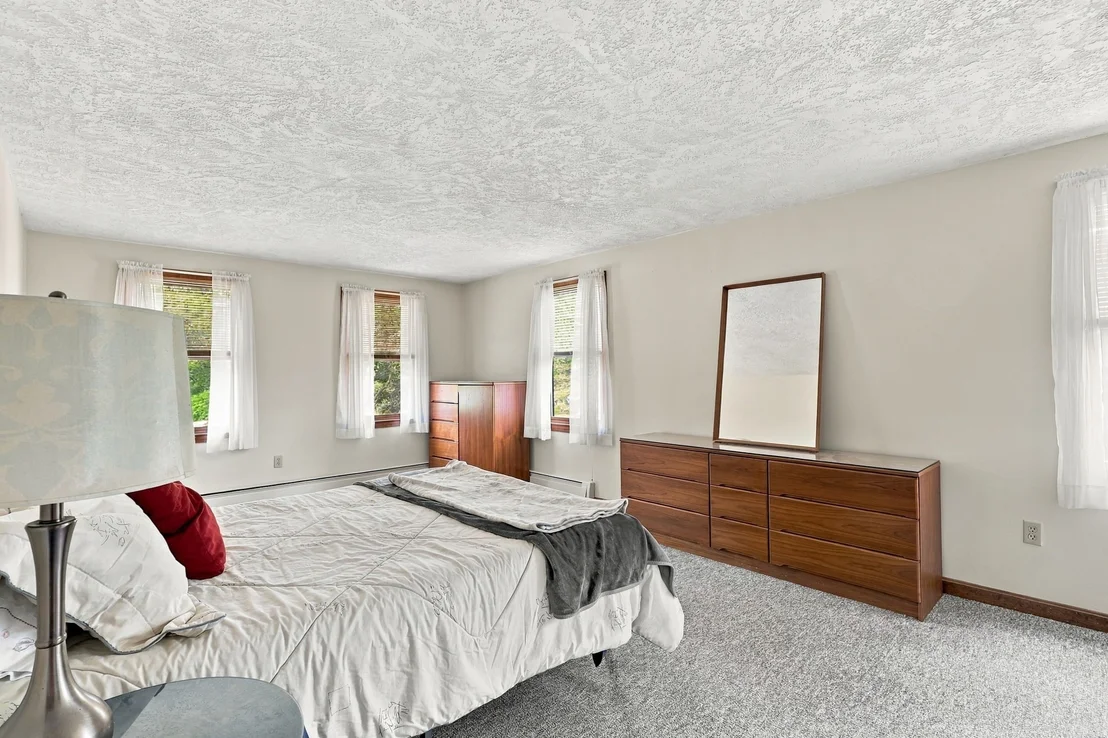 Photo of 6 Laurel Road