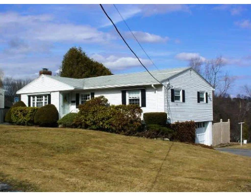 Photo of 11 Meadowbrook Road