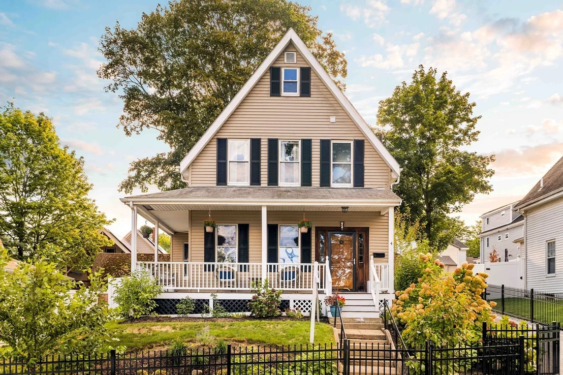 Photo of 4 Dedham Street