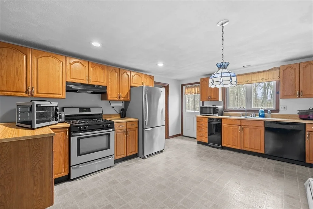 Photo of 25 Fairview Ave