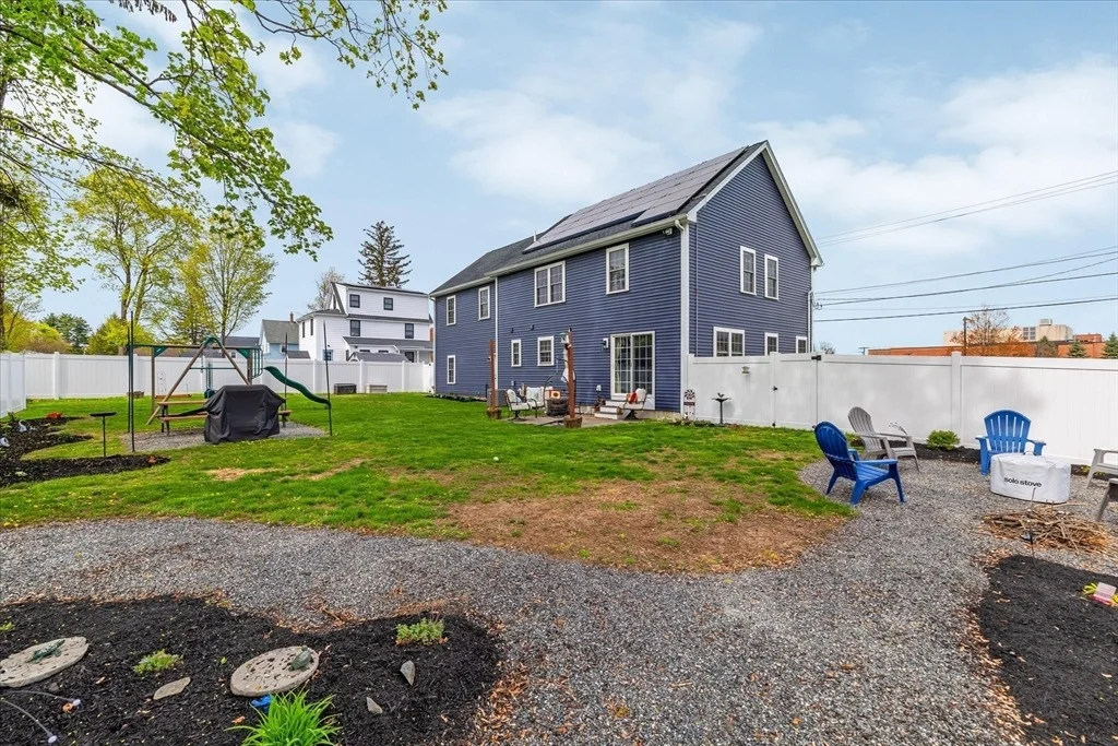 Photo of 200 Greeley St