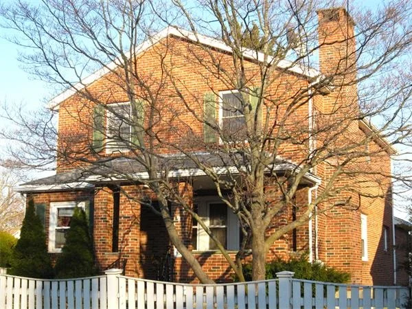 Photo of 43 Bruce Road