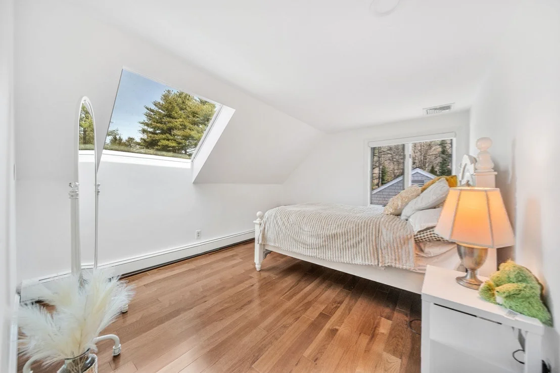 Photo of 39 Kings Grant Rd