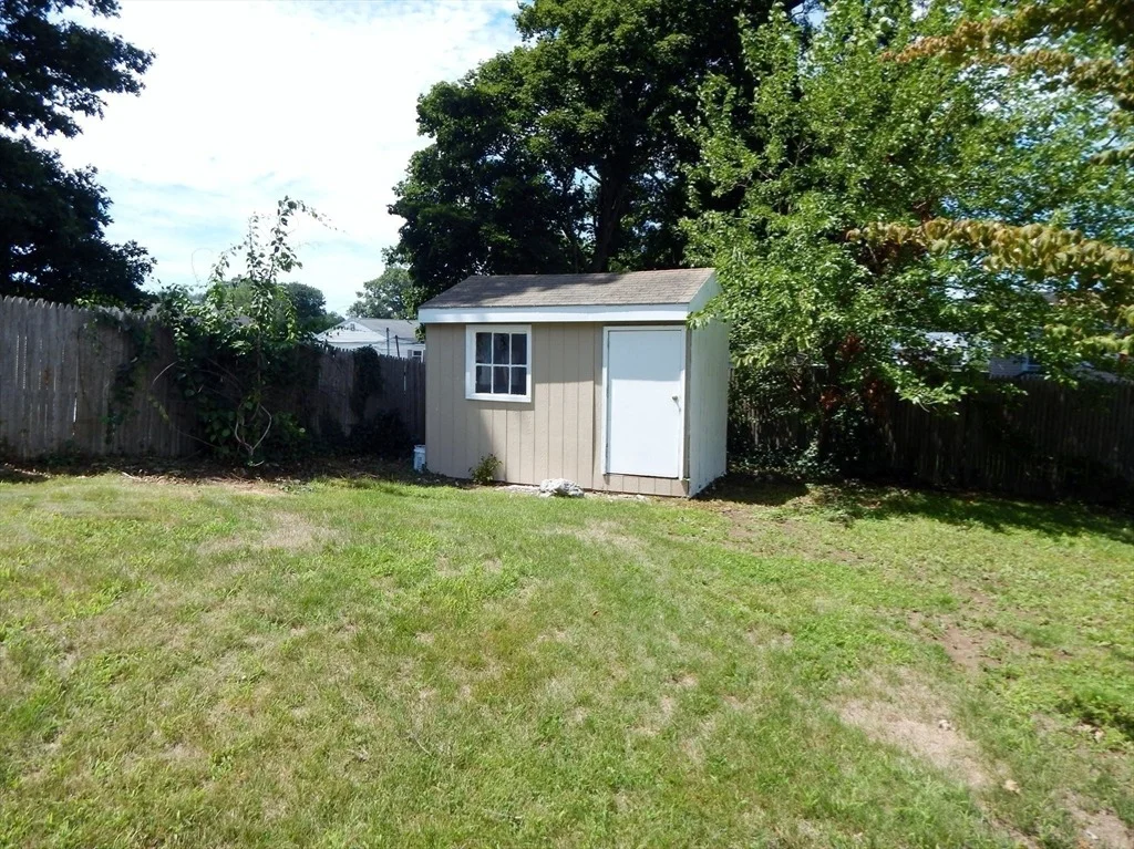 Photo of 170 Carey Cir