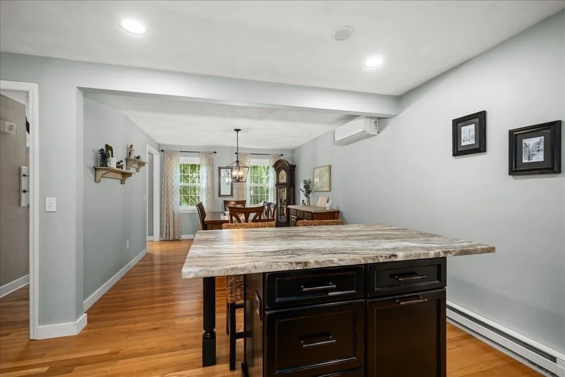 Photo of 4 Robertson Rd