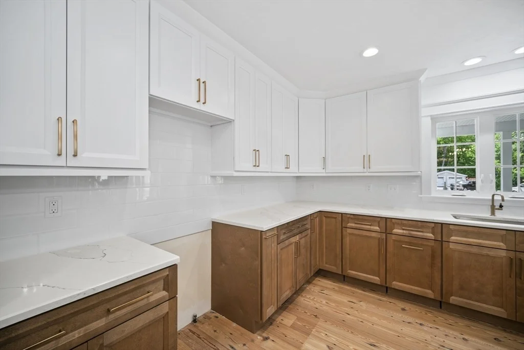 Photo of 20 Wachusett Dr