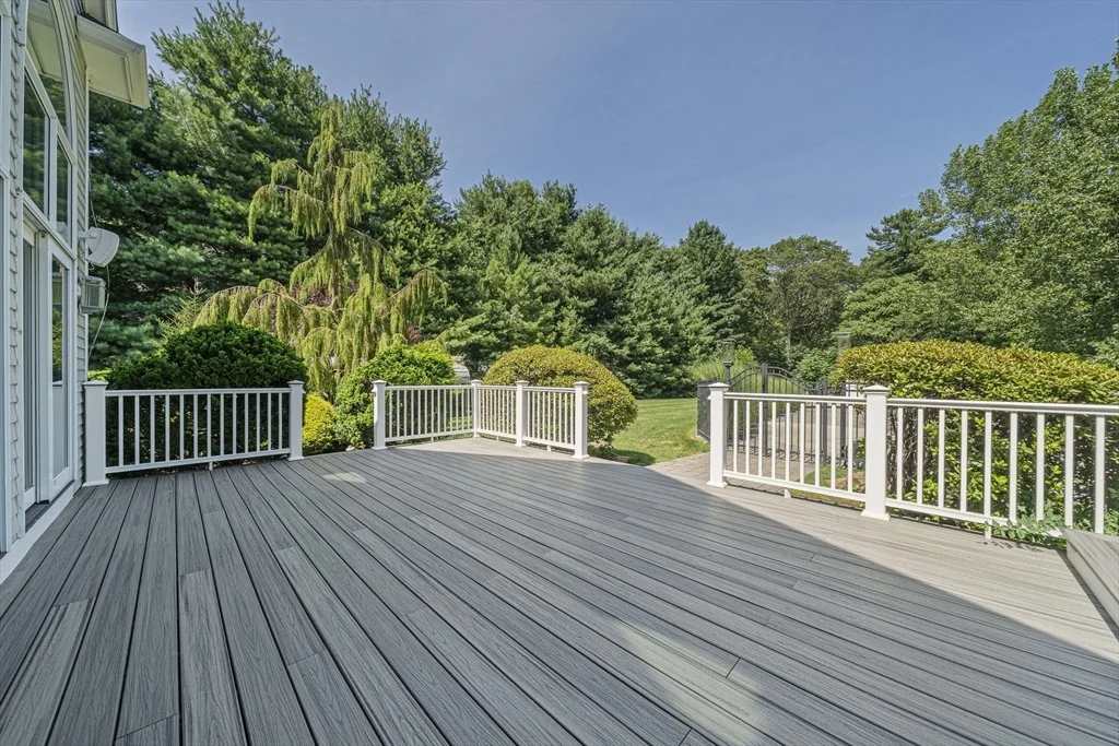 Photo of 40 Hillside Dr