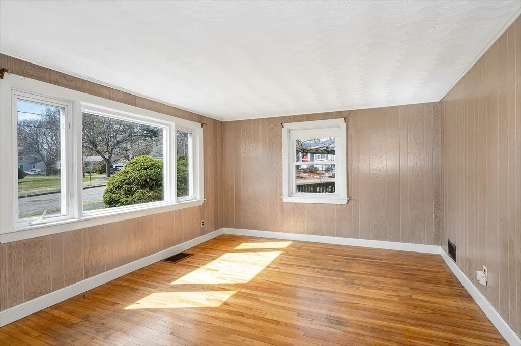 Photo of 42 Hancock Rd