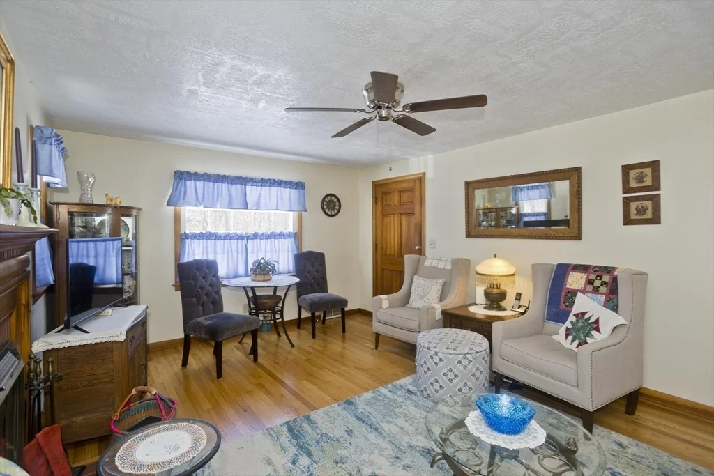 Photo of 854 Grayson Dr