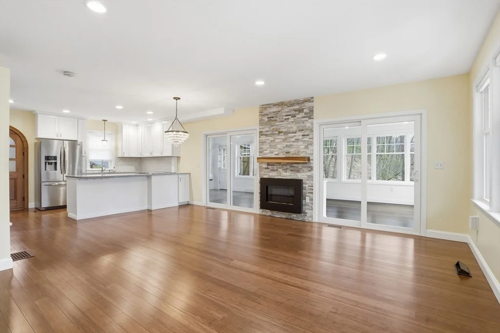 Photo of 284 Whiley Rd