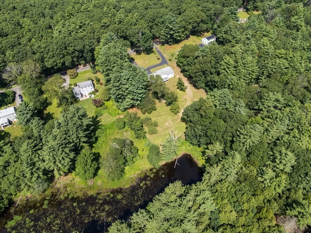 Photo of 749 Alpine Dr