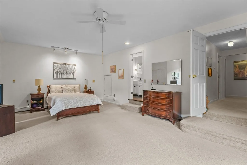 Photo of 53 Long Ave