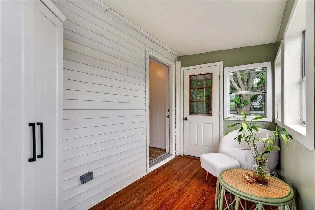 Photo of 29 Bacheller St