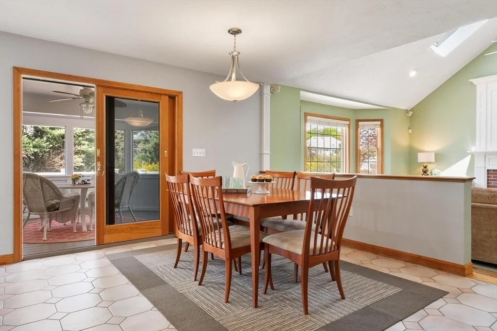 Photo of 10 Baldwin Rd