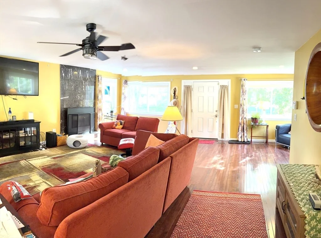 Photo of 3 Roseanne Drive