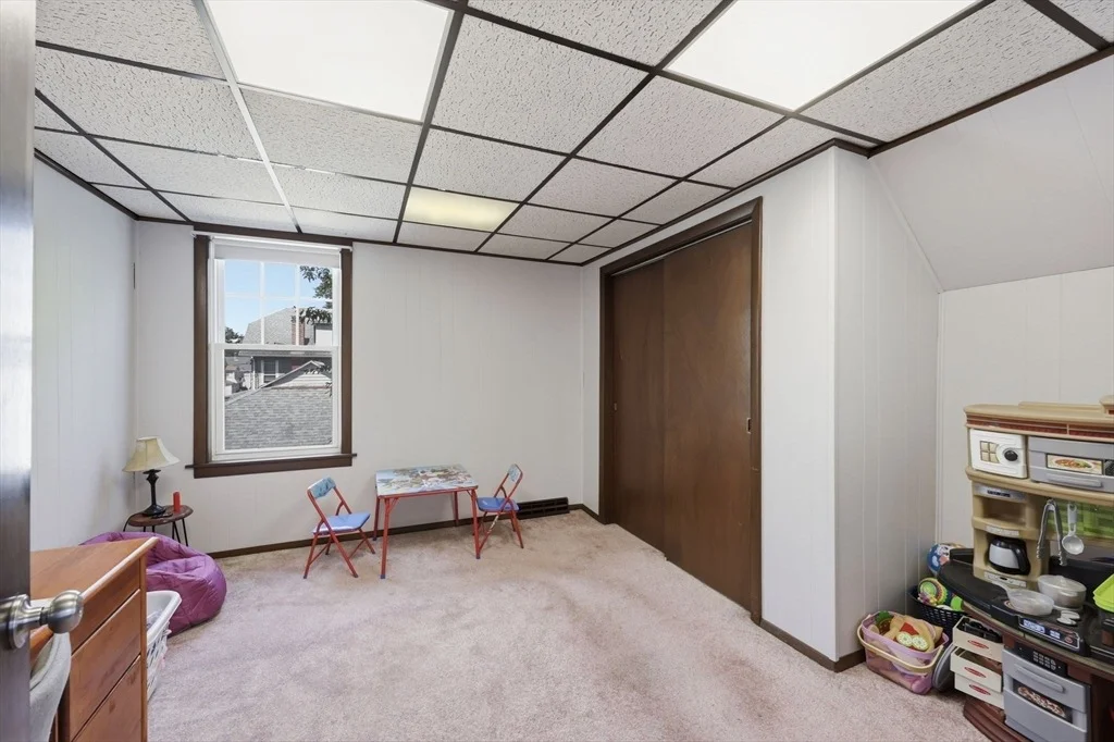 Photo of 585 Armory St