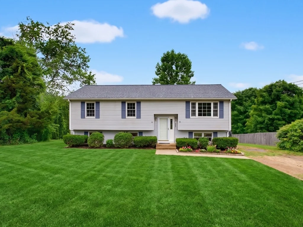 Photo of 290 Bemis Rd