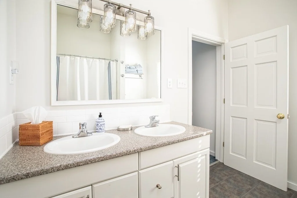 Photo of 8 Juniper Rd