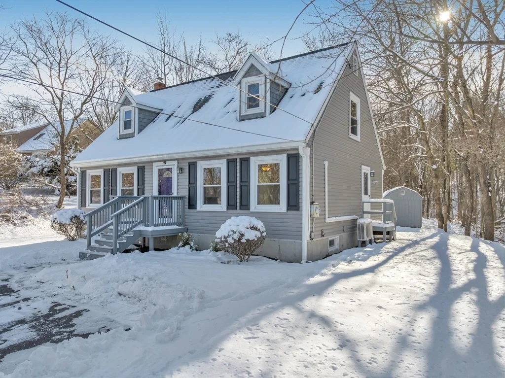 Photo of 169 Sutton Ave