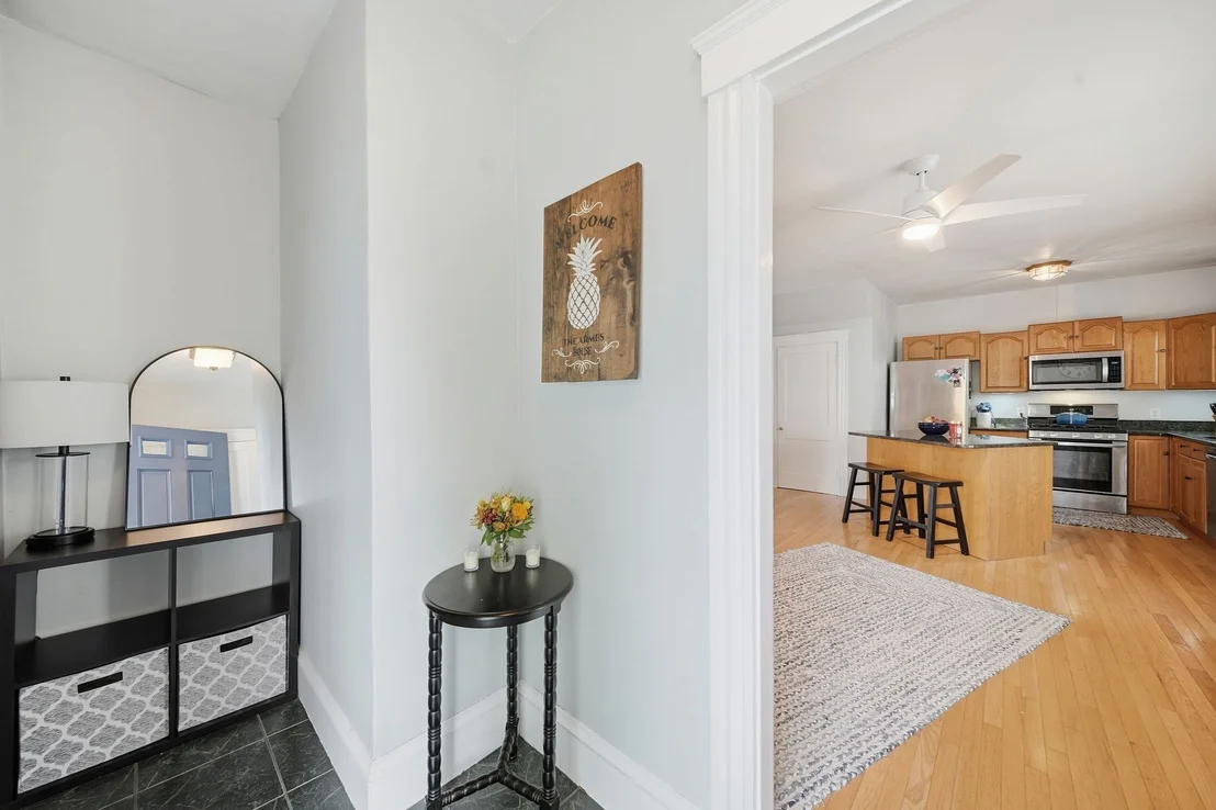 Photo of 196 Middlesex St