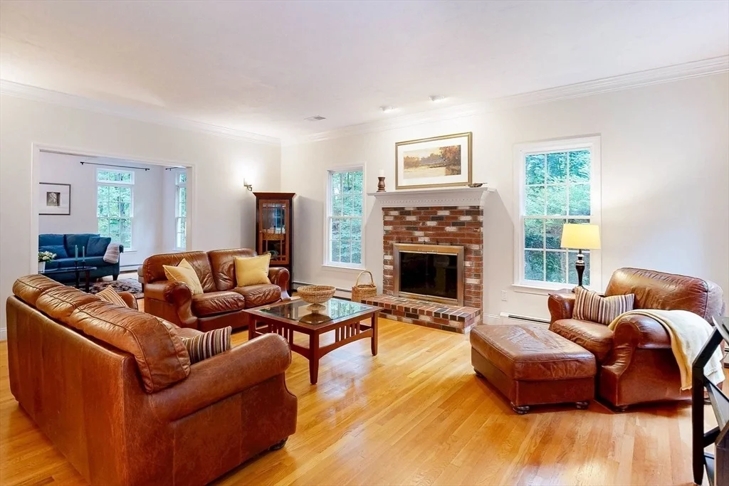 Photo of 18 Birch Ln